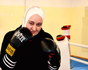 Bild einer muslimischen Boxerin